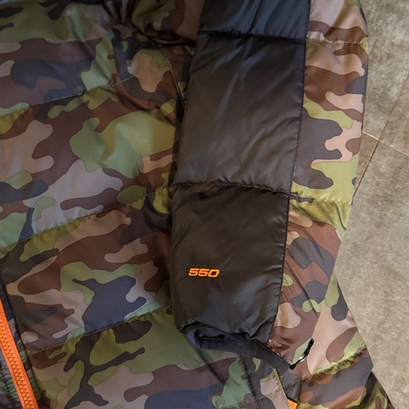 The North Face boys coat - Picture 3 of 8